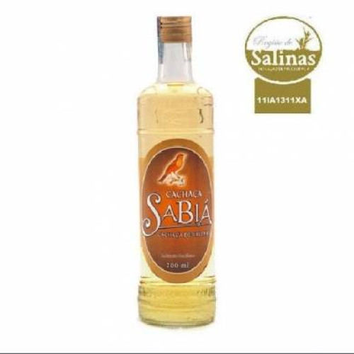 Cachaça Sabiá, Dourada, Envelhecida 7 anos em Barricas de Bálsamo, 670ml, 48%